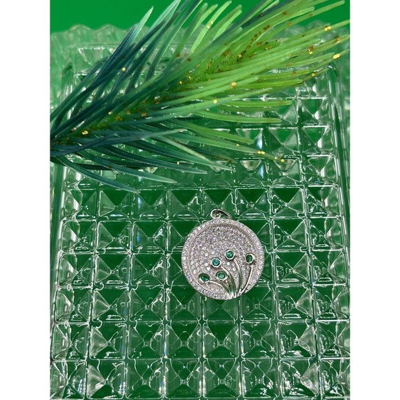 Pave CZ and Green Onyx Sterling Silver .75” Inch Circular Pendant Jewelry Store - Picture 4 of 9